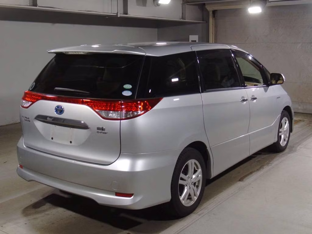 TOYOTA ESTIMA