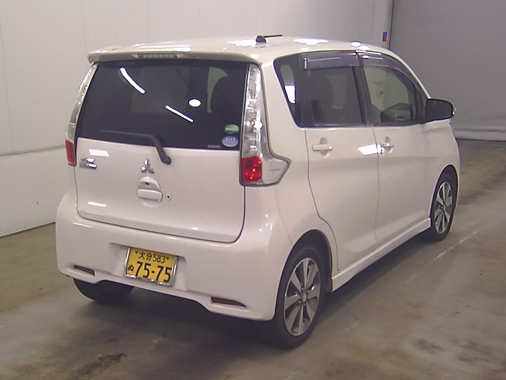 MITSUBISHI EK CUSTOM