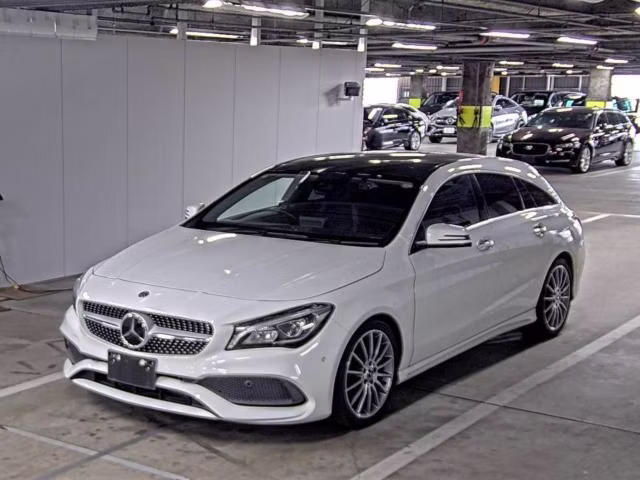 MERCEDES-BENZ CLA-CLASS