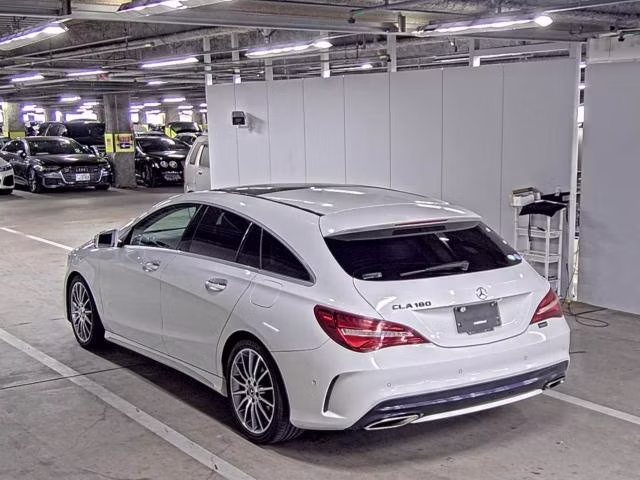 MERCEDES-BENZ CLA-CLASS