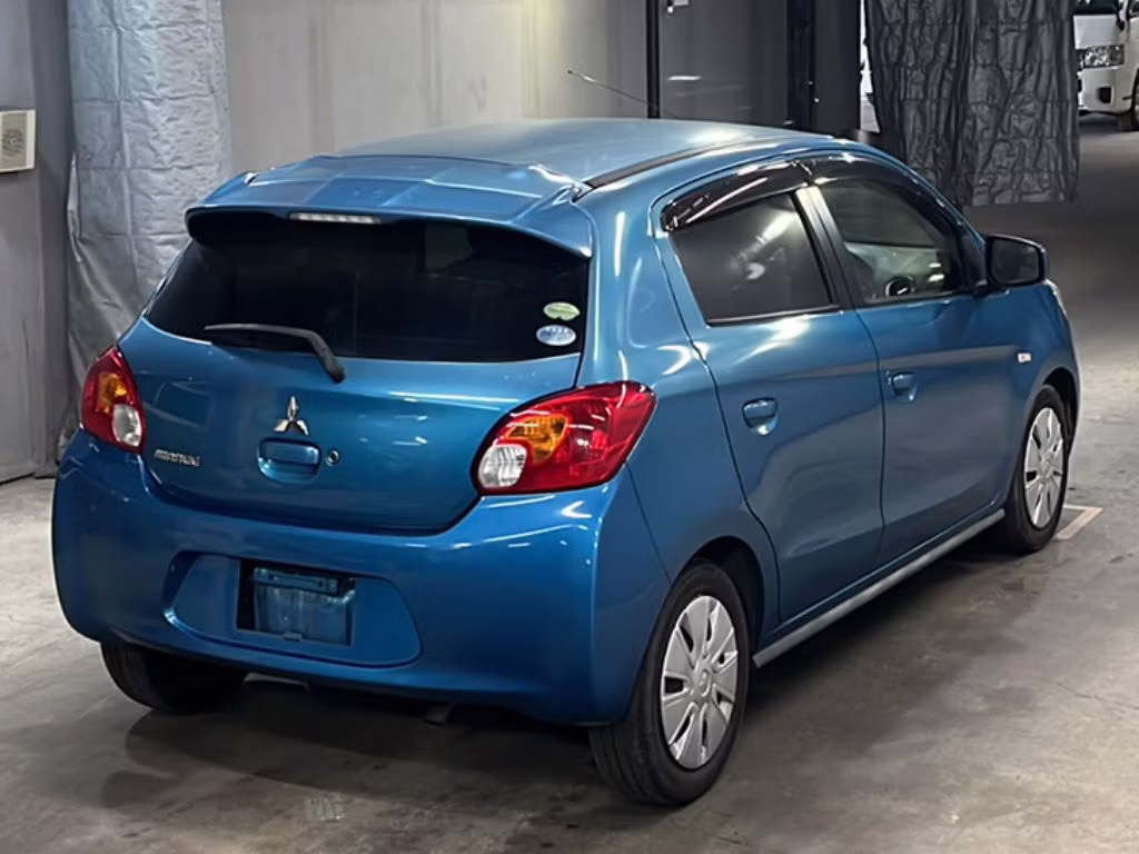 MITSUBISHI MIRAGE