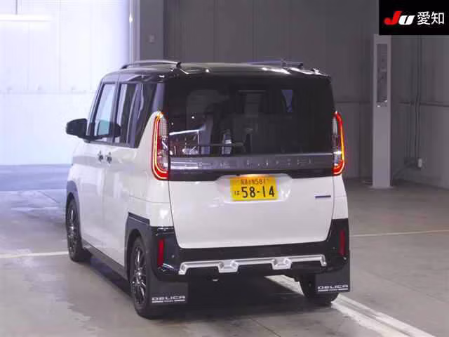 MITSUBISHI DELICA MINI