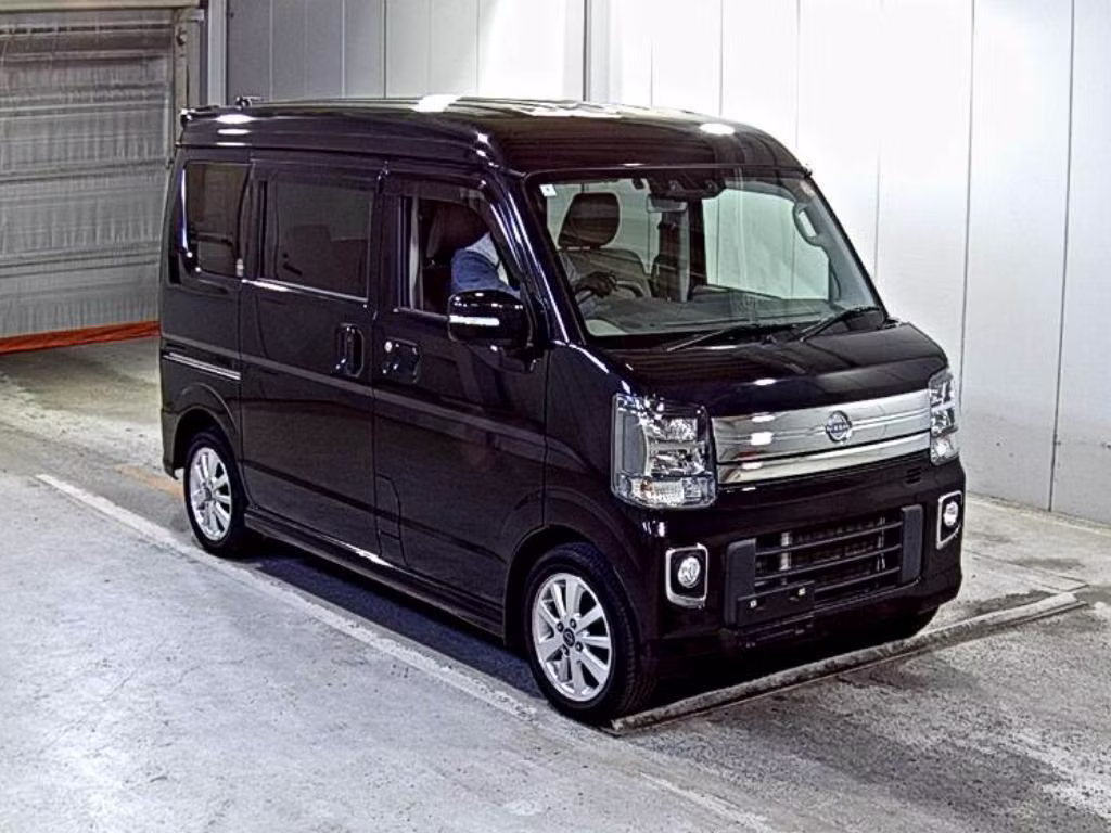 NISSAN NV100 CLIPPER