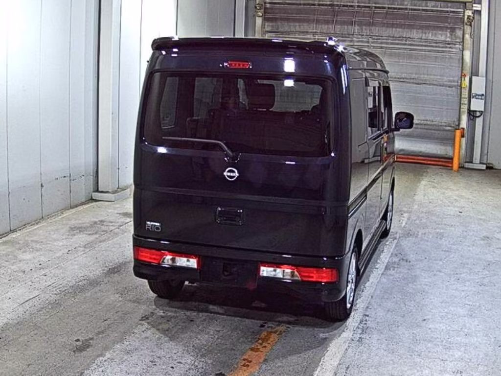 NISSAN NV100 CLIPPER