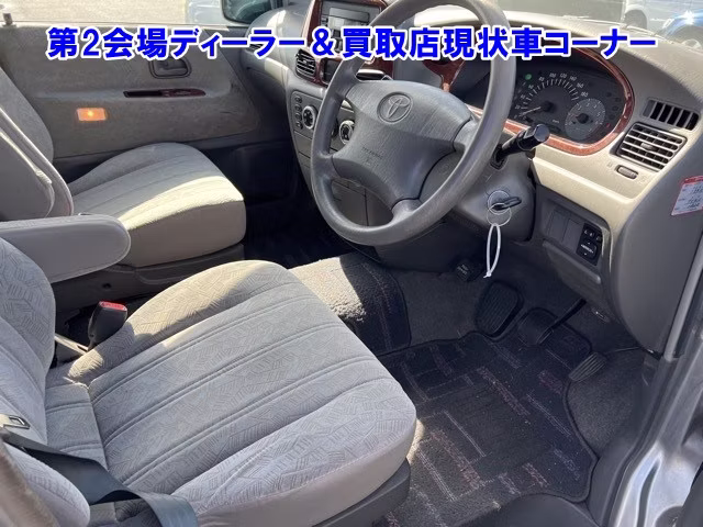 TOYOTA TOWN ACE NOAH