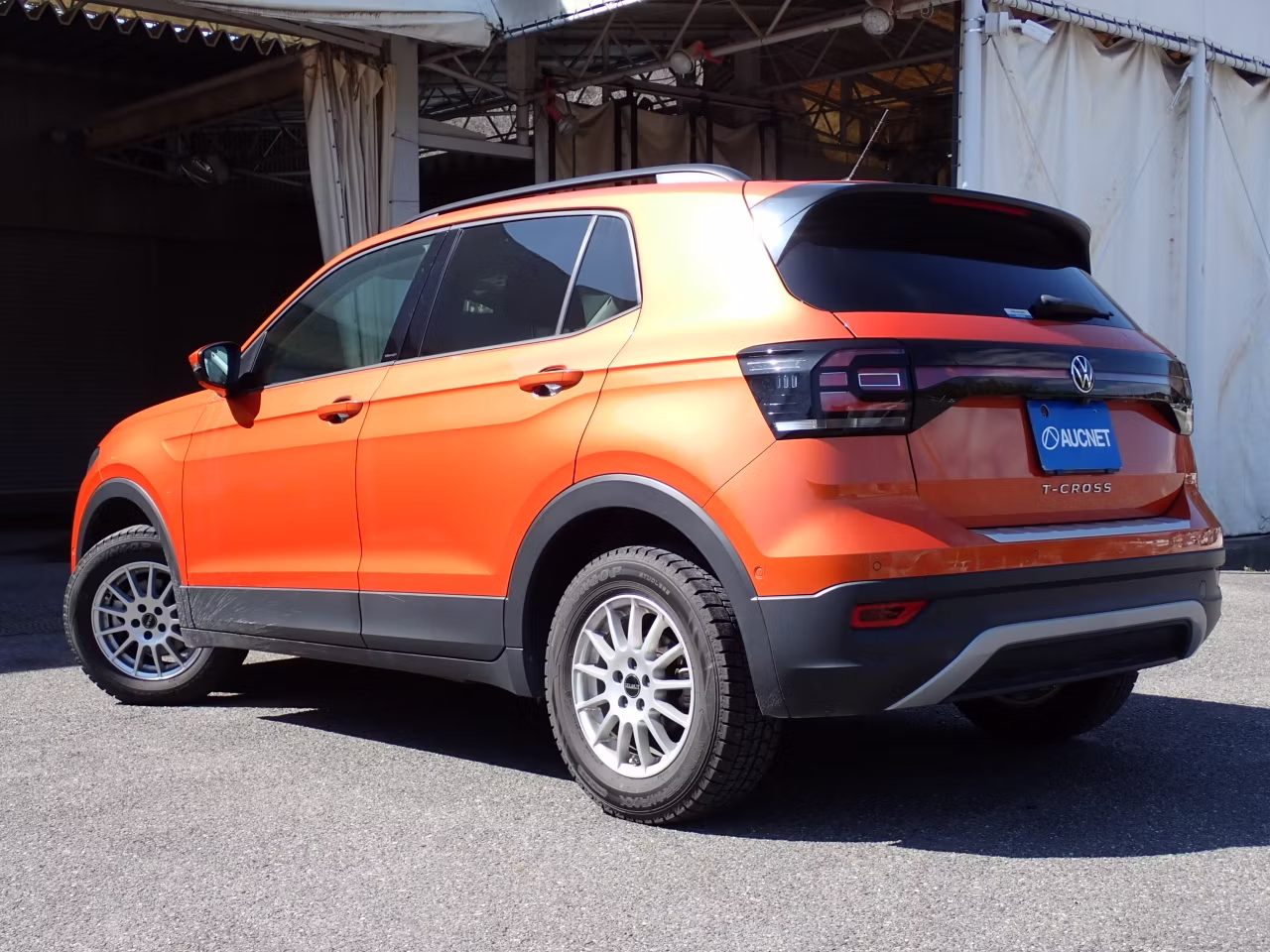 VOLKSWAGEN T-CROSS
