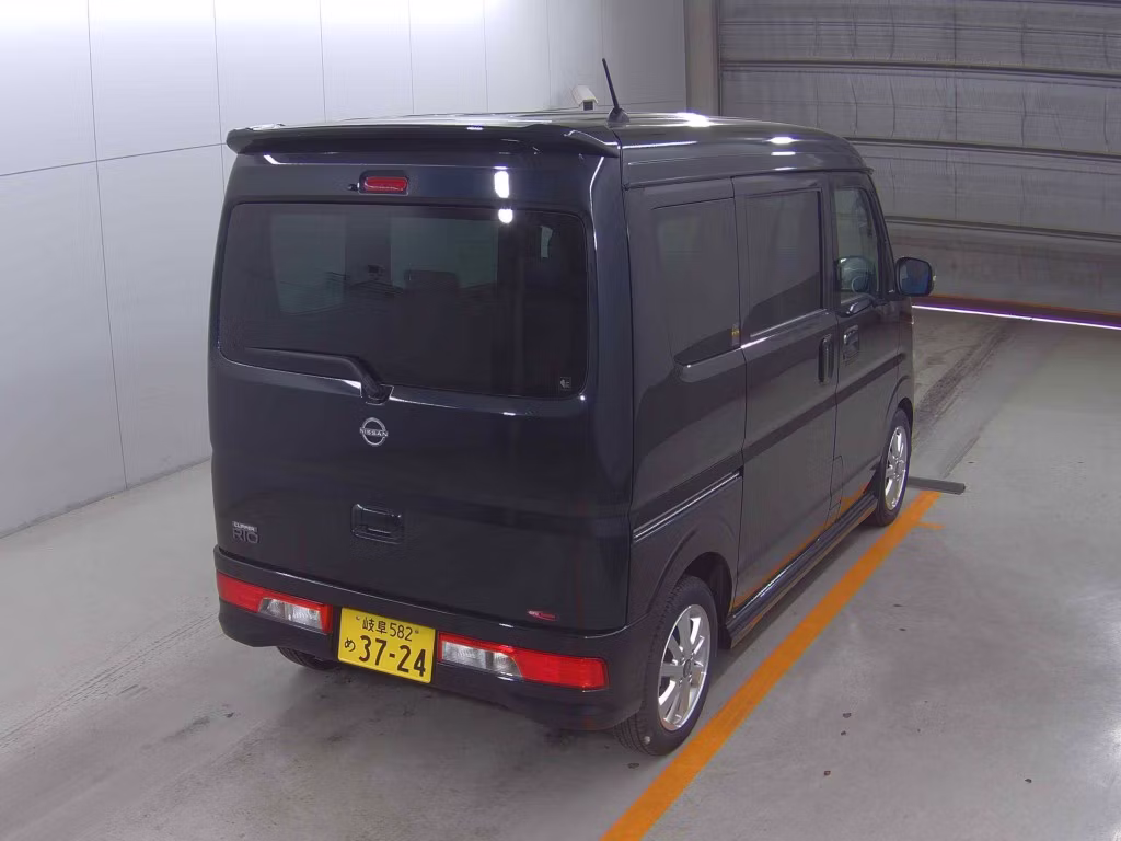 NISSAN NV100 CLIPPER