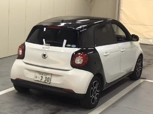 SMART FORFOUR