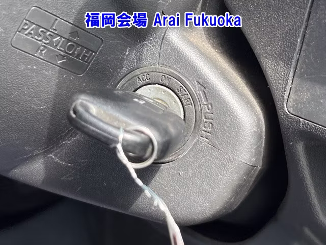 TOYOTA REGIUS ACE