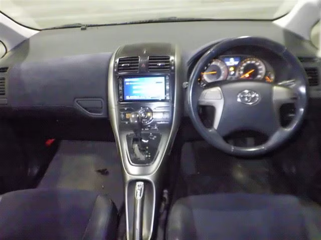 TOYOTA BLADE