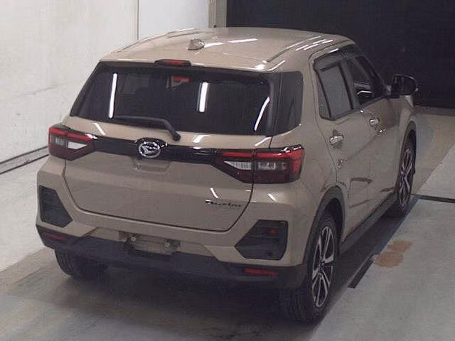DAIHATSU ROCKY