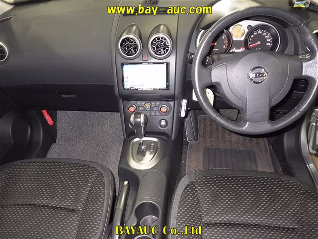 NISSAN DUALIS