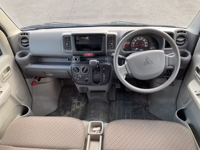 MITSUBISHI MINICAB