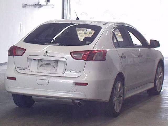 MITSUBISHI GALANT FORTIS
