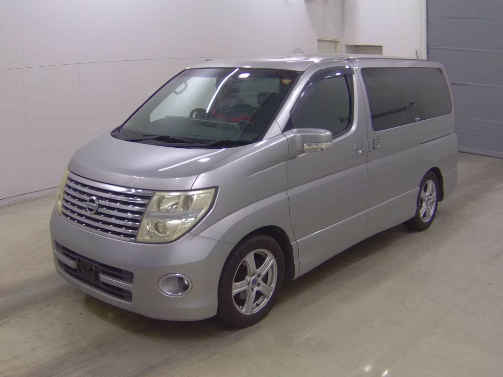 NISSAN ELGRAND