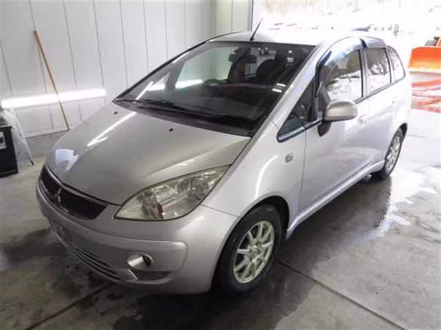 MITSUBISHI COLT PLUS