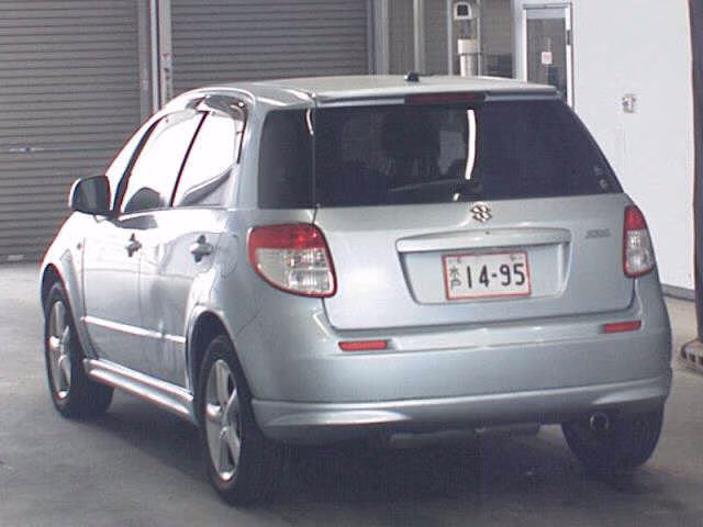 SUZUKI SX4