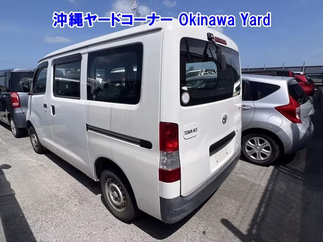 TOYOTA TOWN ACE