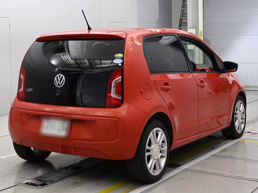 VOLKSWAGEN UP!