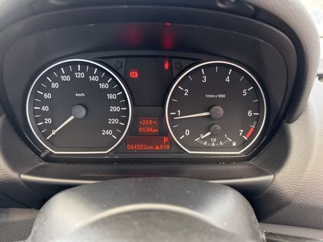 BMW 1-SERIES