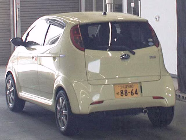 SUBARU R2