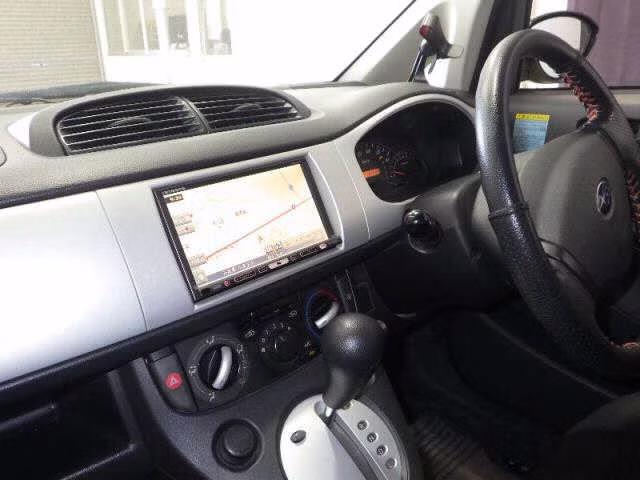 SUBARU R2