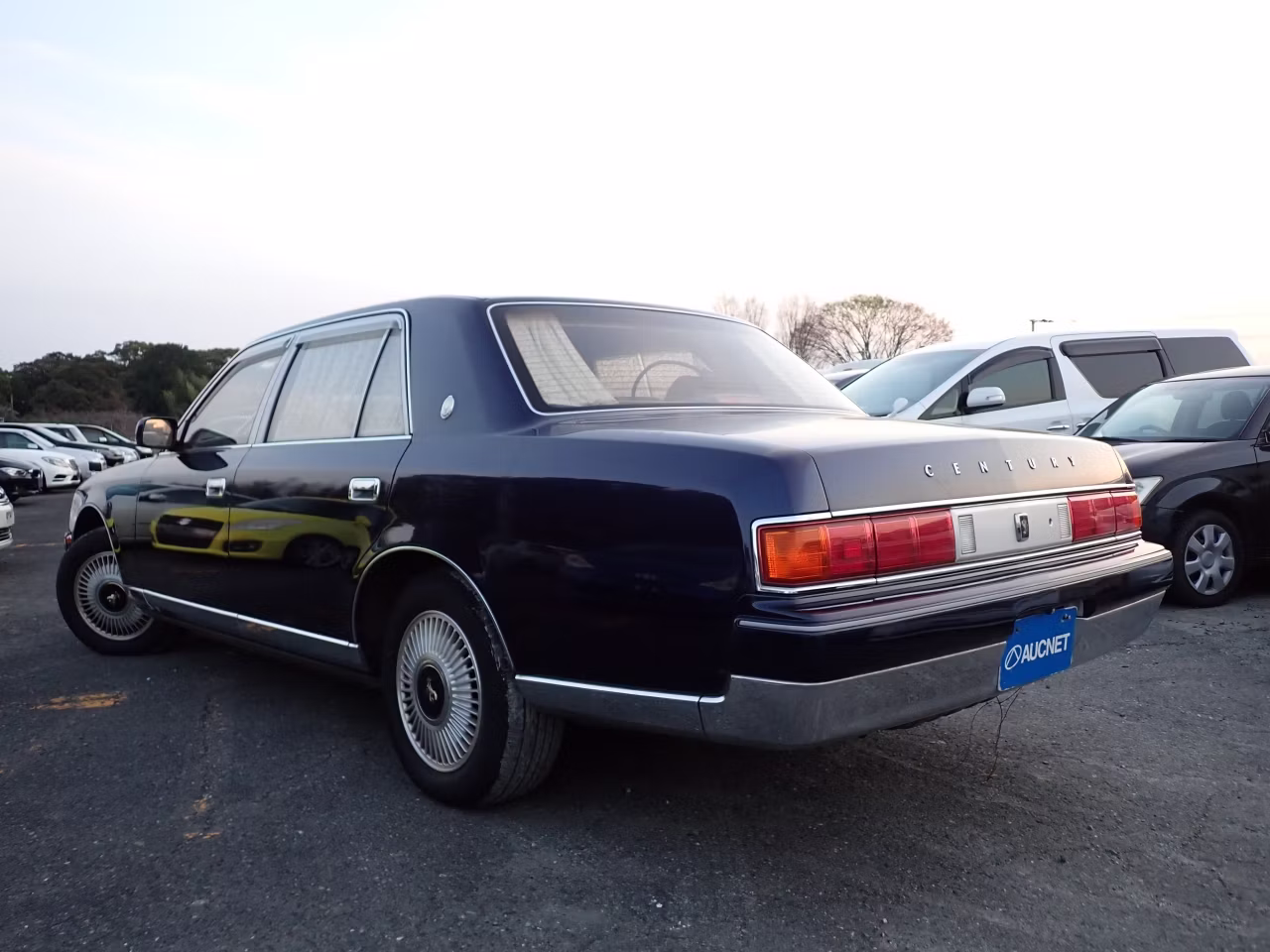 TOYOTA CENTURY
