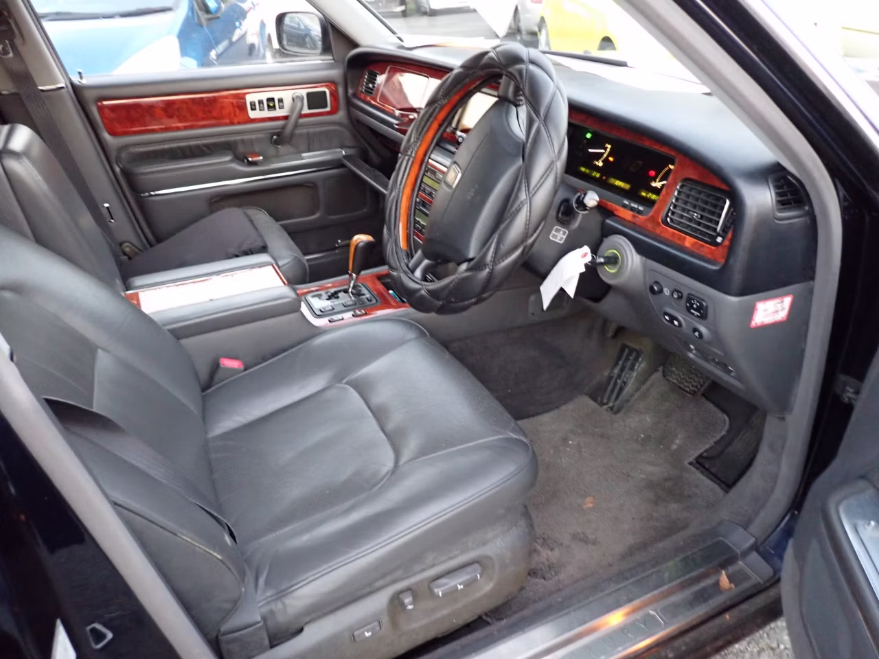 TOYOTA CENTURY