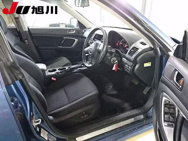 SUBARU LEGACY