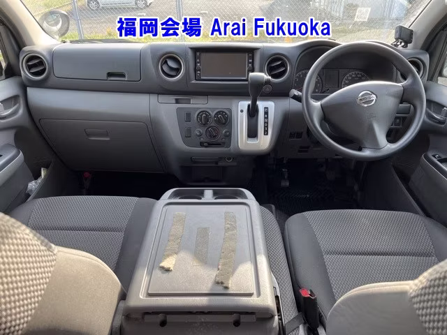 NISSAN NV350 CARAVAN