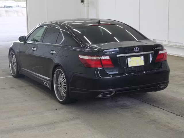 LEXUS LS460