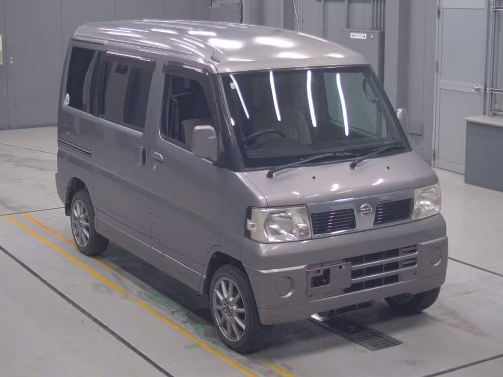 NISSAN CLIPPER