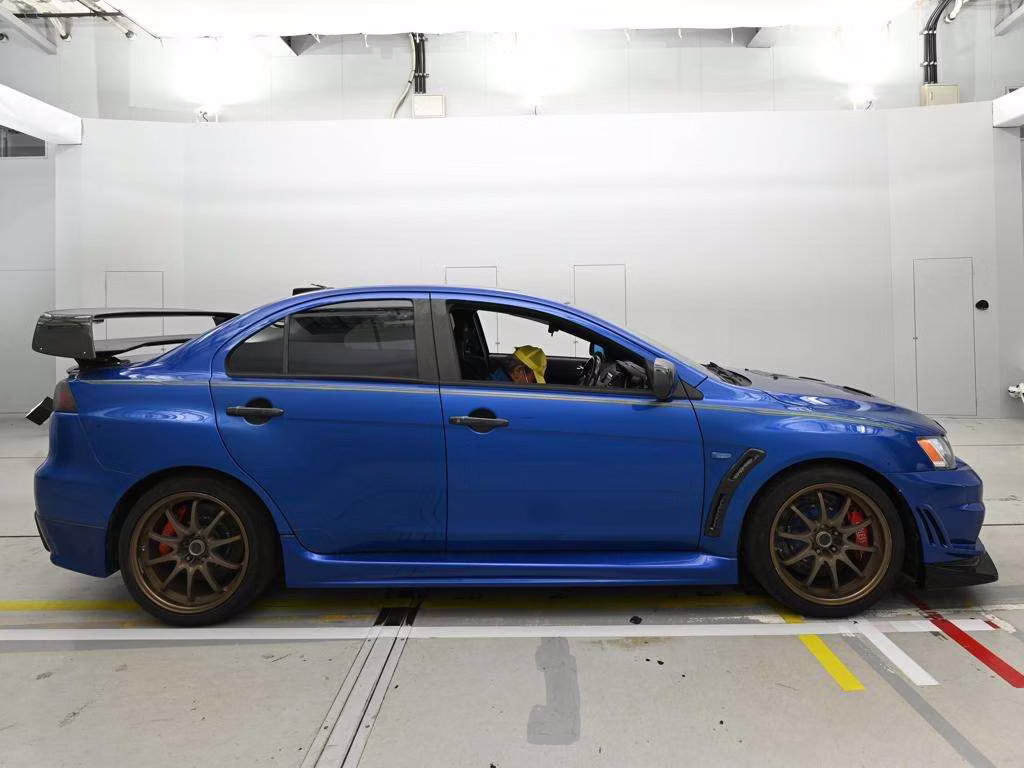 MITSUBISHI LANCER EVOLUTION