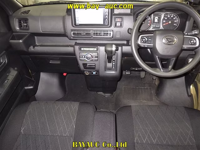 DAIHATSU ATRAI