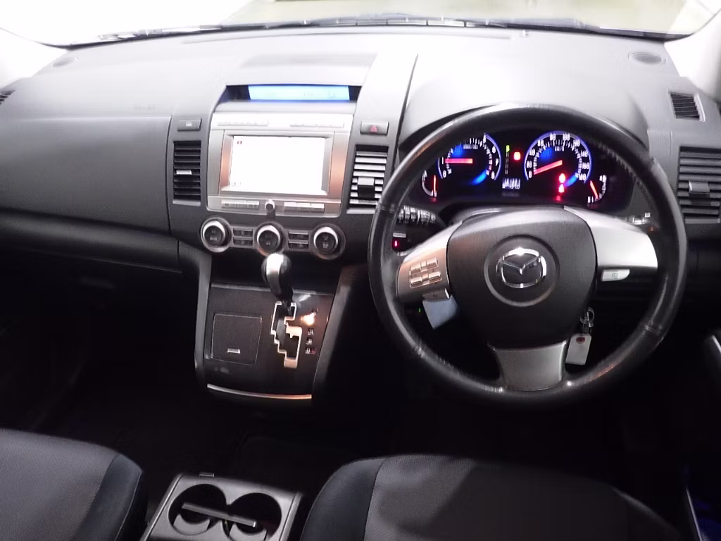 MAZDA MPV