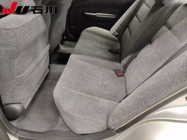 TOYOTA CARINA