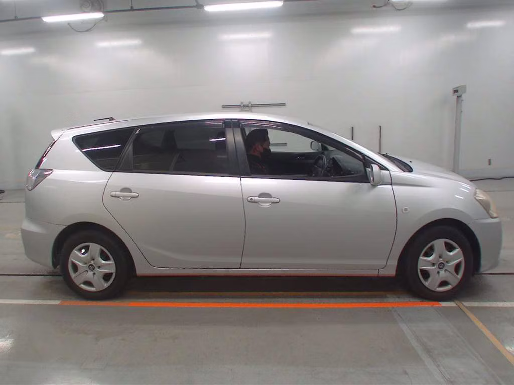 TOYOTA CALDINA