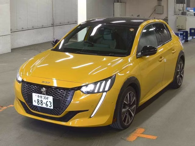 PEUGEOT 208