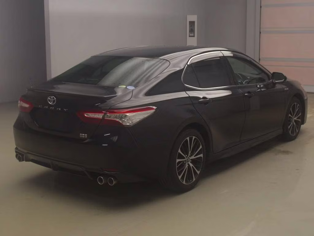 TOYOTA CAMRY
