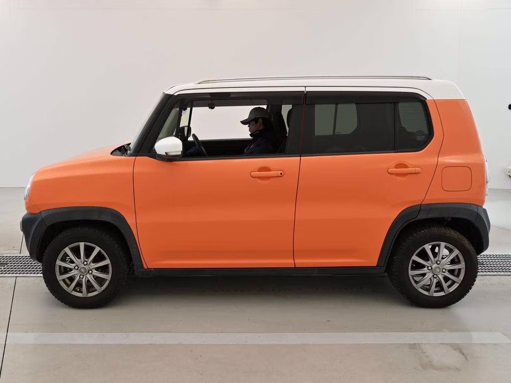 MAZDA FLAIR CROSSOVER