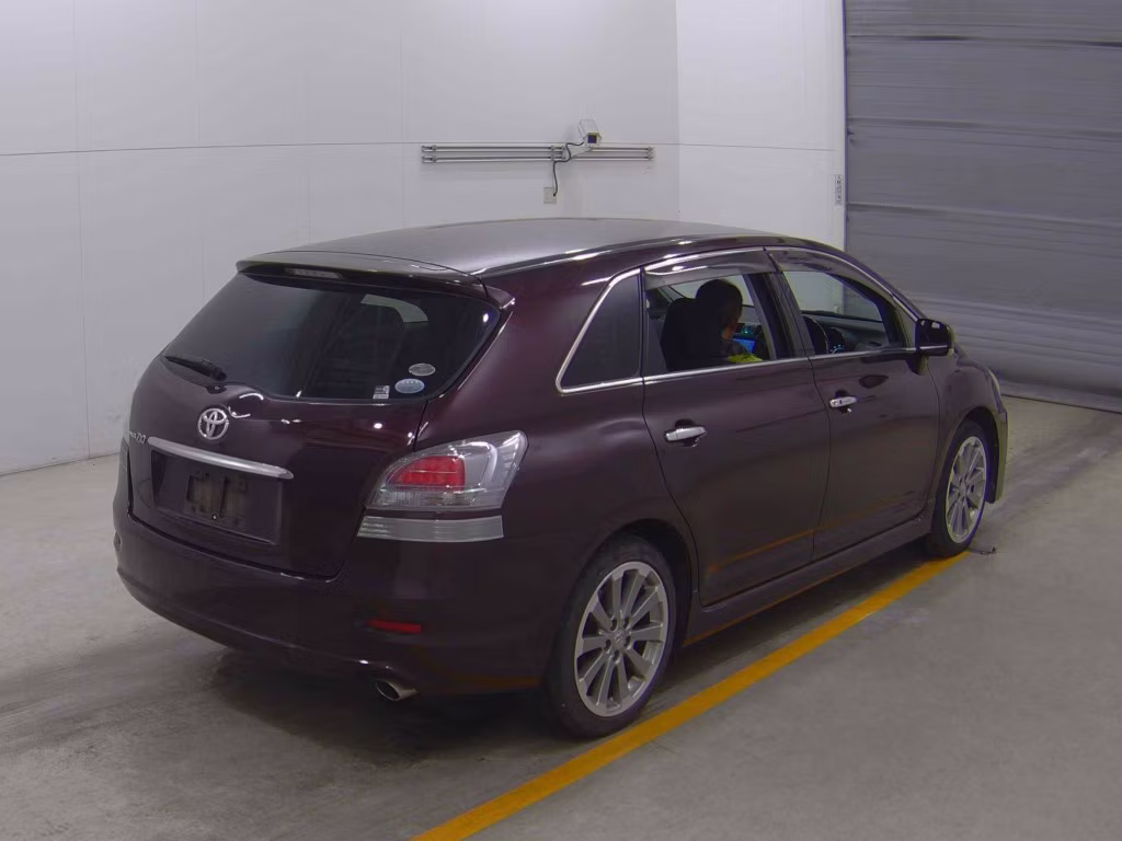 TOYOTA MARK X ZIO