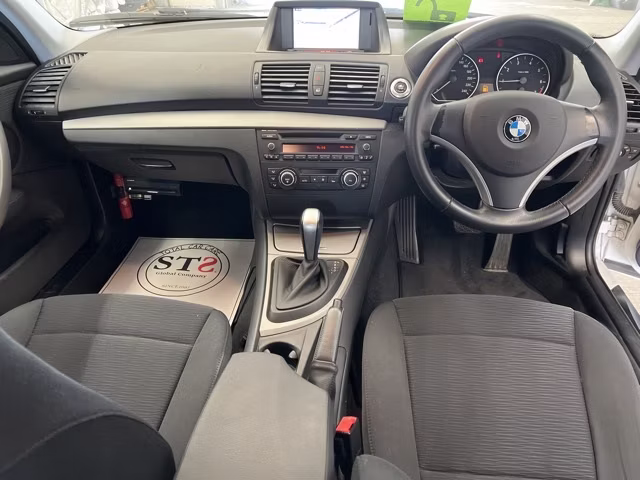 BMW 1-SERIES
