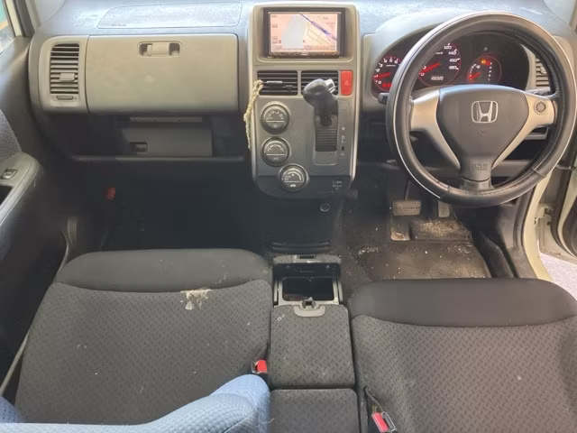 HONDA MOBILIO SPIKE