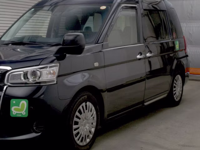 TOYOTA JPN TAXI