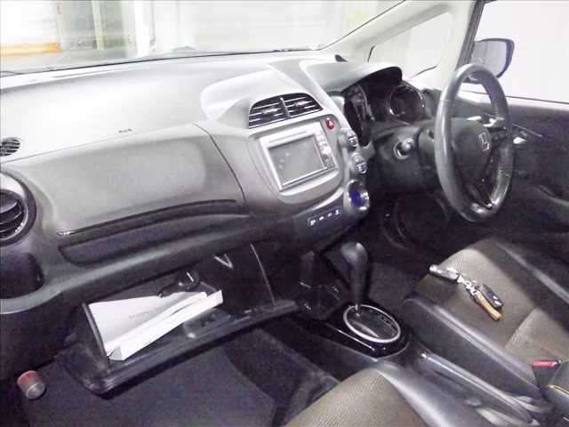 HONDA FIT SHUTTLE