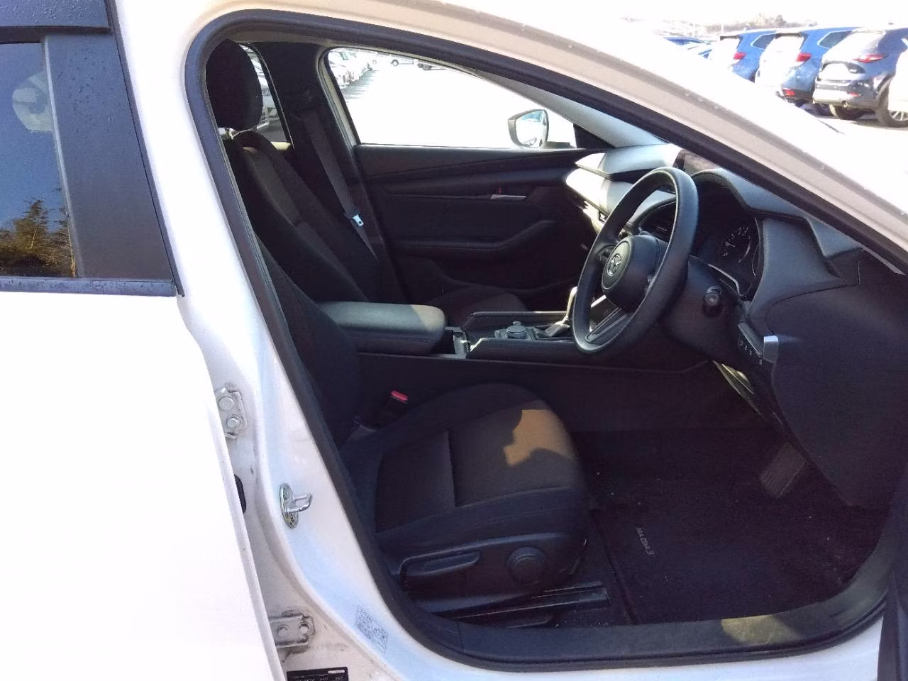 MAZDA MAZDA3