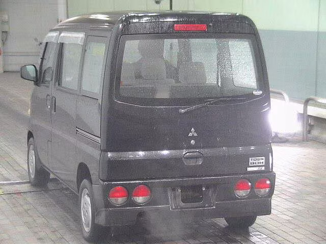 MITSUBISHI TOWN BOX