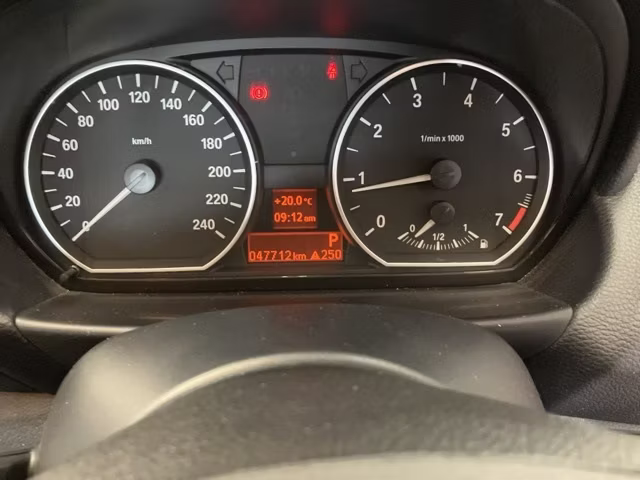 BMW 1-SERIES