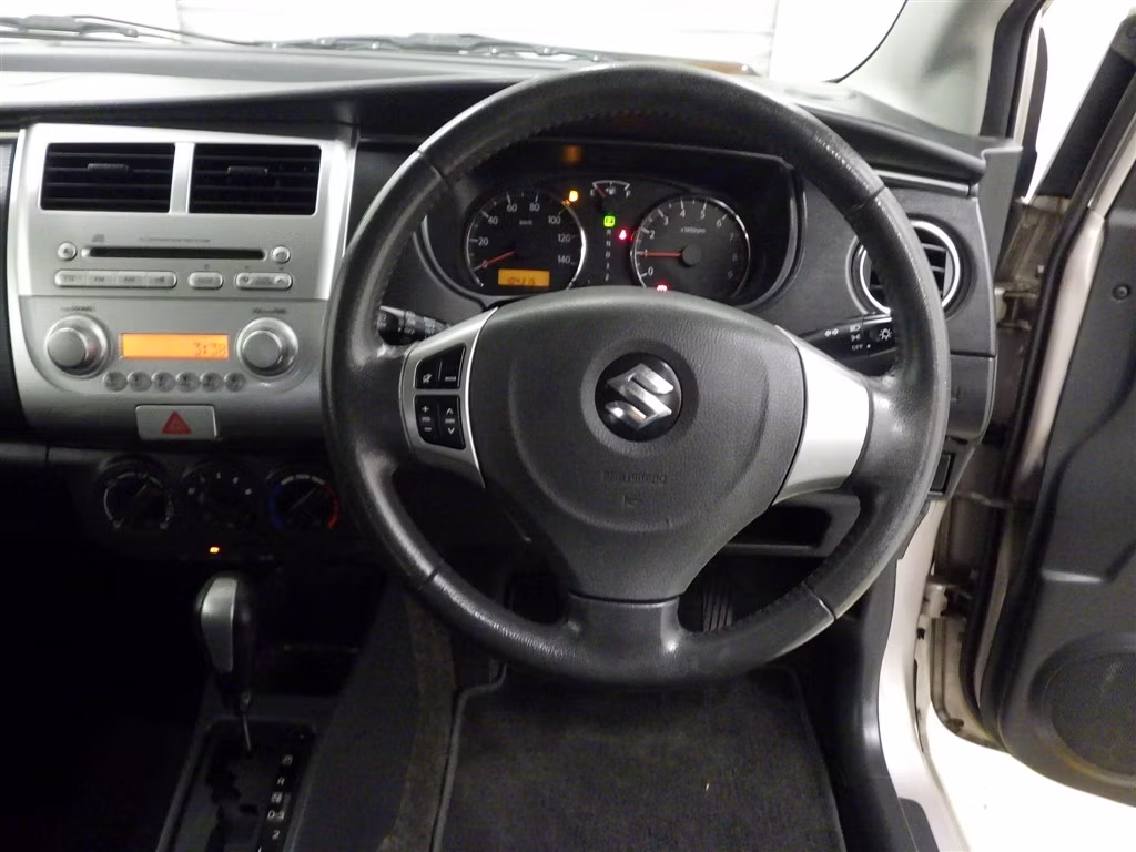 SUZUKI CERVO