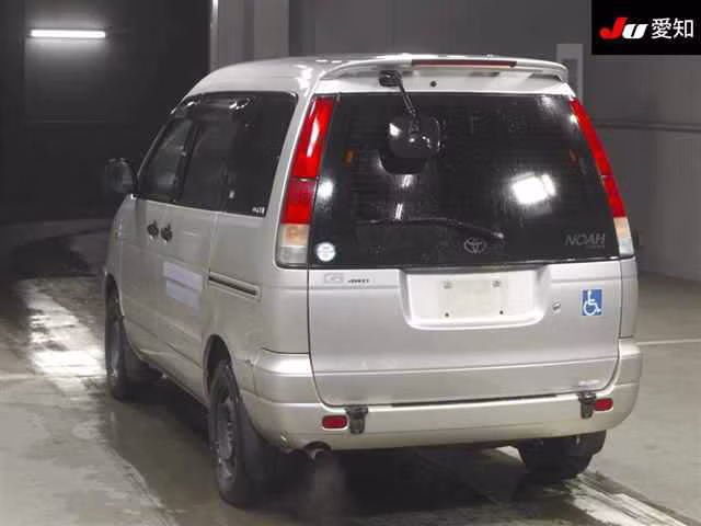 TOYOTA LITE ACE NOAH